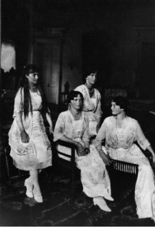 �����������